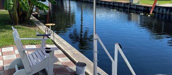 Lake Okeechobee Hideout - On the water