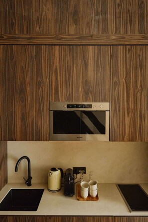 Duplex, 1 King Bed with Sofa bed | Private kitchen | Fridge, microwave, oven, stovetop