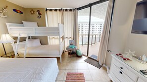 Condo, 2 habitaciones | 2 habitaciones, tabla de planchar con plancha y wifi gratis 