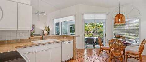 House, 3 Bedrooms | Interior