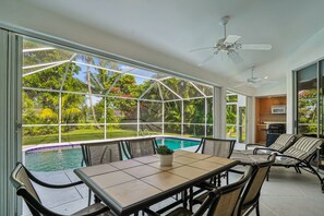 House, 3 Bedrooms | Dining - Relaxed Tropical Retreat 5 Miles To Beach 3 Bedroom Home (Naples)