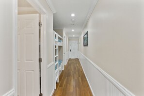 Condo, 3 chambres | 3 chambres, fer et planche à repasser