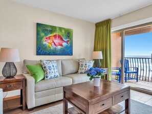 Condo, 1 Bedroom | Living area