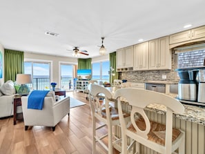 Condo, 1 Bedroom | Interior