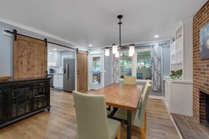 House, 3 Bedrooms | Dining - Relaxing Retreat Near North Hills & Downtown 3 Bedroom Home (Raleigh)