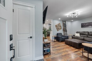 House, 3 Bedrooms | Living area - Relaxing Retreat Near North Hills & Downtown 3 Bedroom Home (Raleigh)