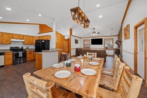 House, 3 Bedrooms | Interior