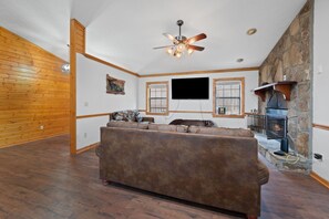 منزل - ٣ غرف نوم | منطقة المعيشة