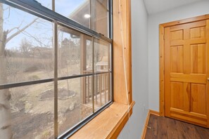 House, 3 Bedrooms | Interior