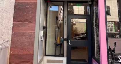 Modern Private Furnished Studio Downtown Hartford