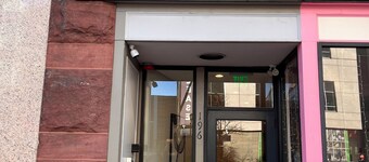 Modern Private Furnished Studio Downtown Hartford