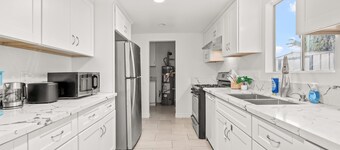734 Glendora in Glendora