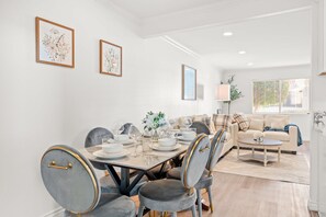 Casa | 3 dormitorios y Internet