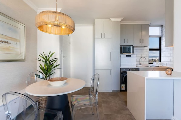 Apartment, Smoking | 1 bedroom, Internet