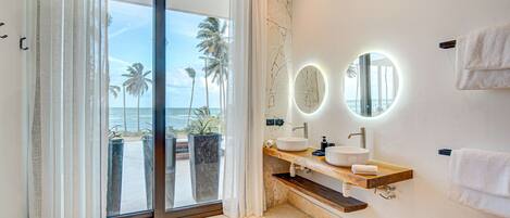 Villa | 7 bedrooms, Internet