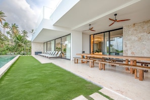 Villa | 7 bedrooms, Internet