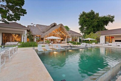 Casa Cana Luxury Tropical Villa in Casa de Campo