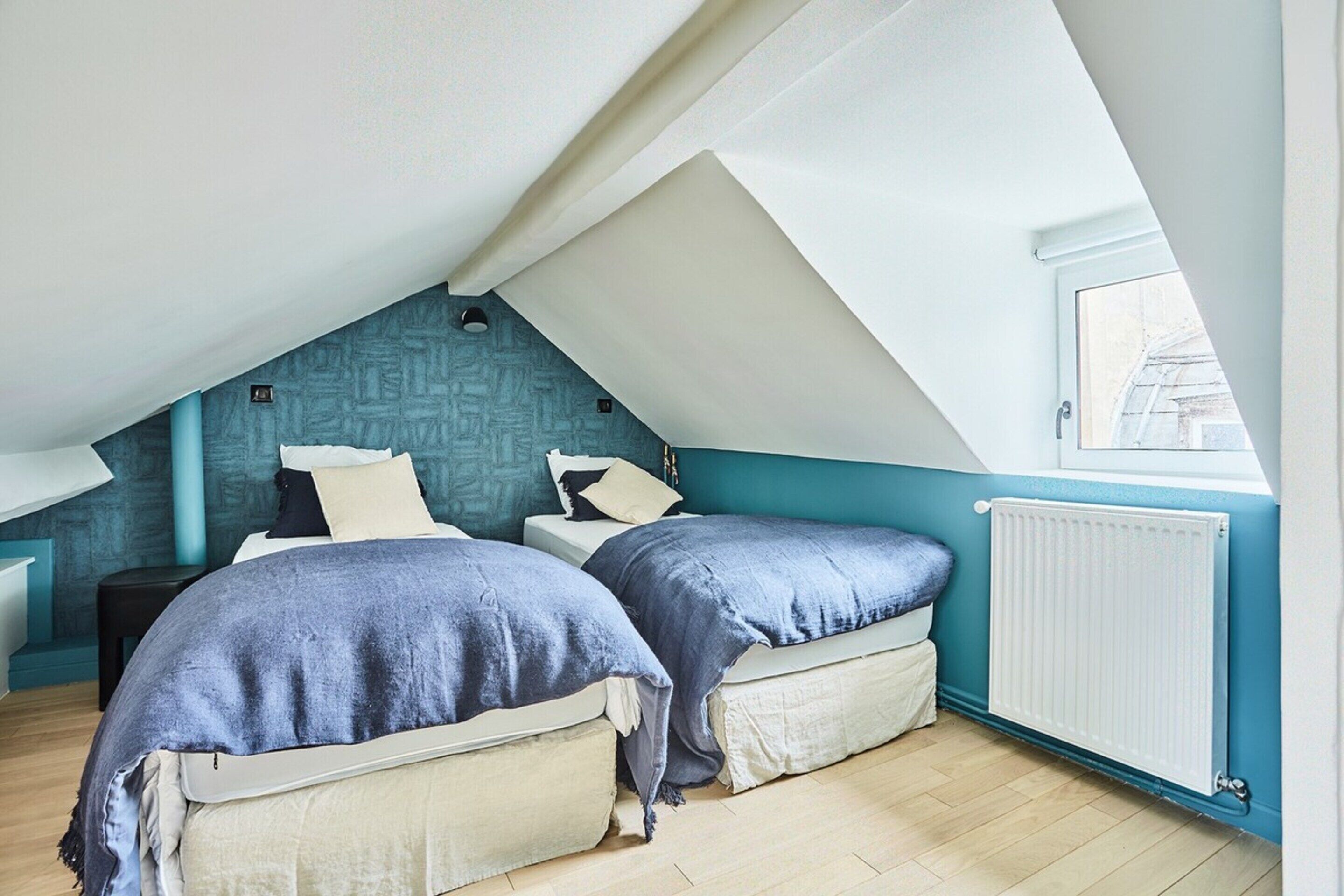 Departamento | 3 habitaciones y espacio para trabajar con laptop 