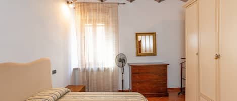 2 dormitoris, wifi i roba de llit