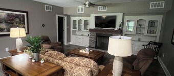The Place to Stay - 3 Bedroom and 2 Bath
