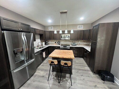 The Place to Stay - 3 Bedroom and 2 Bath