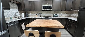 The Place to Stay - 3 Bedroom and 2 Bath