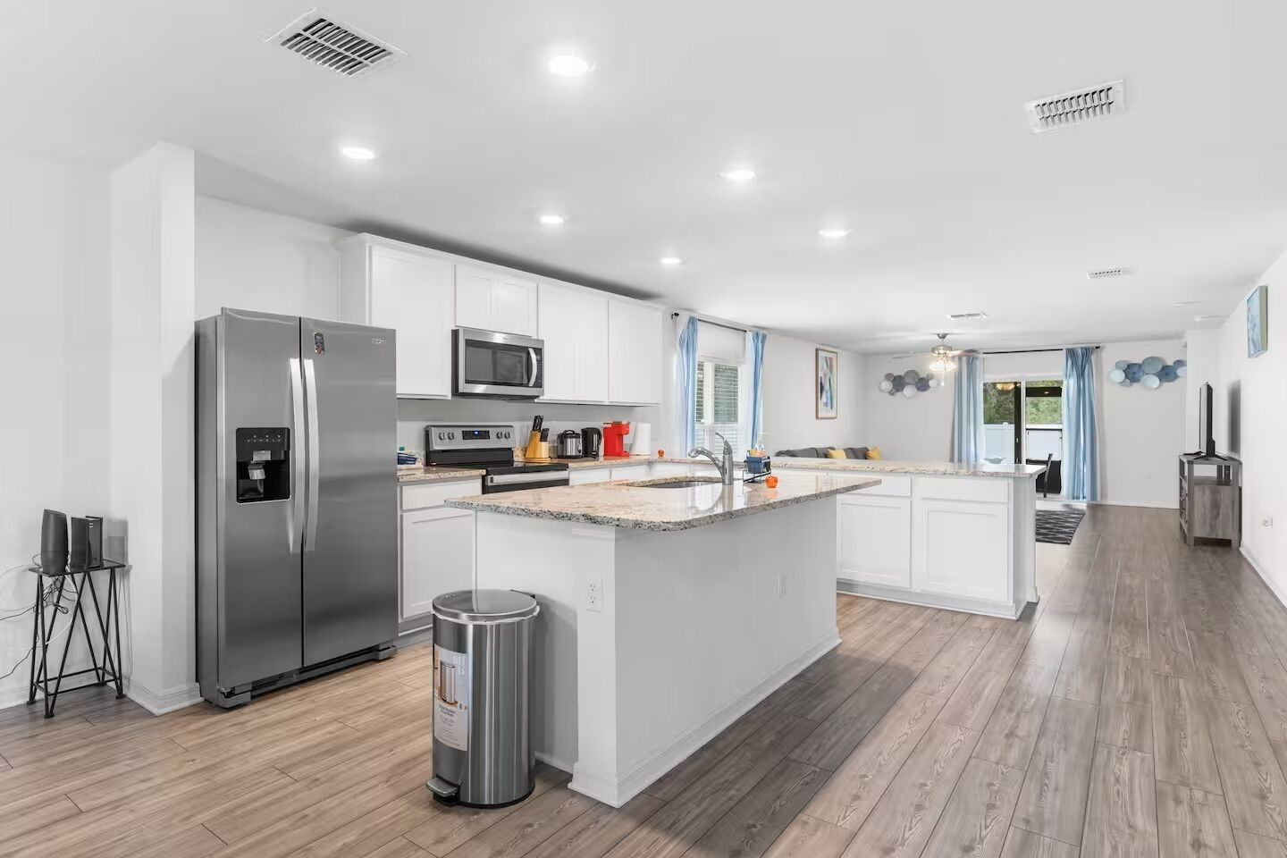 Microwave, oven, stovetop, dishwasher