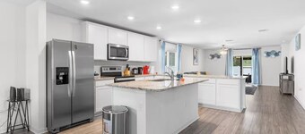 Oaks Retreat near Florida Horse Park Ocala — Fenced Yard, 3BR/2BA