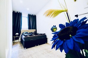 2 bedrooms, bed sheets