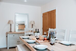 Martingale - Luxury House with Private Courtyard | 住宿内部