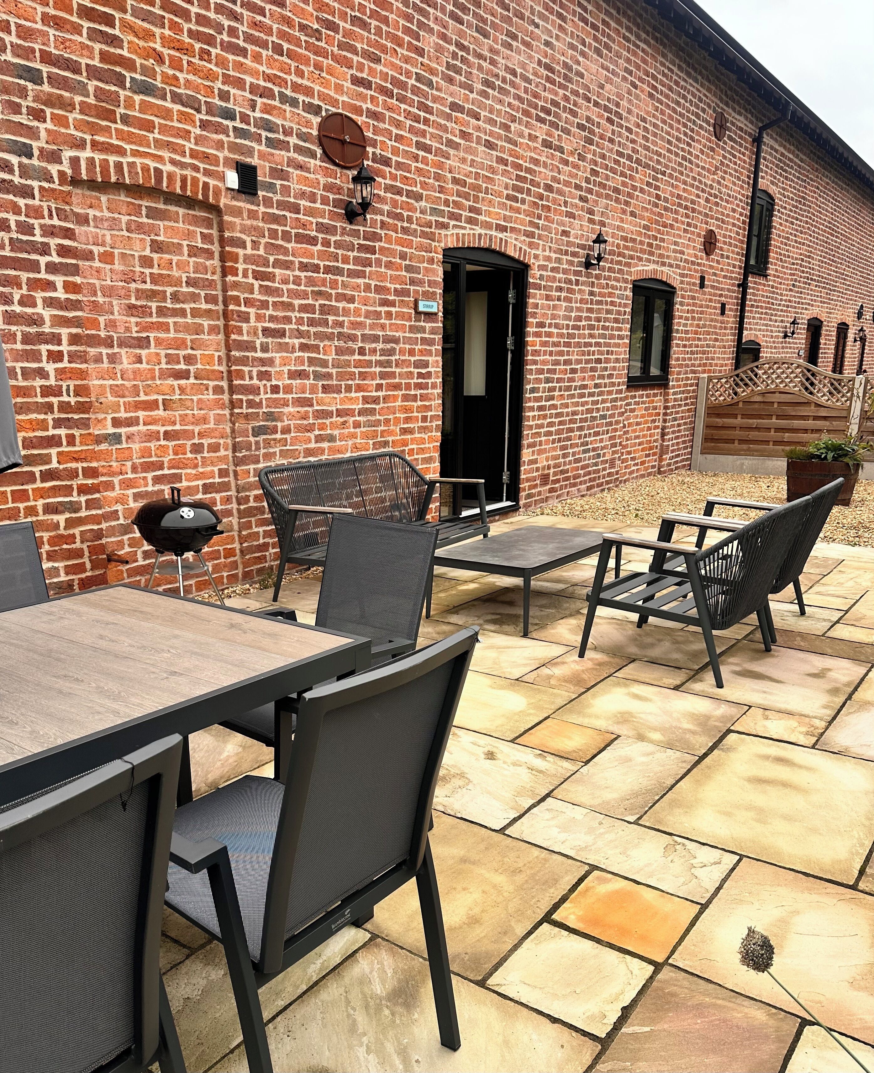 Stirrup - Luxury Barn Conversion, Pet Friendly | Terrace/patio