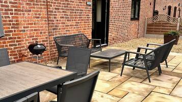 Stirrup - Luxury Barn Conversion, Pet Friendly | Terrace/patio