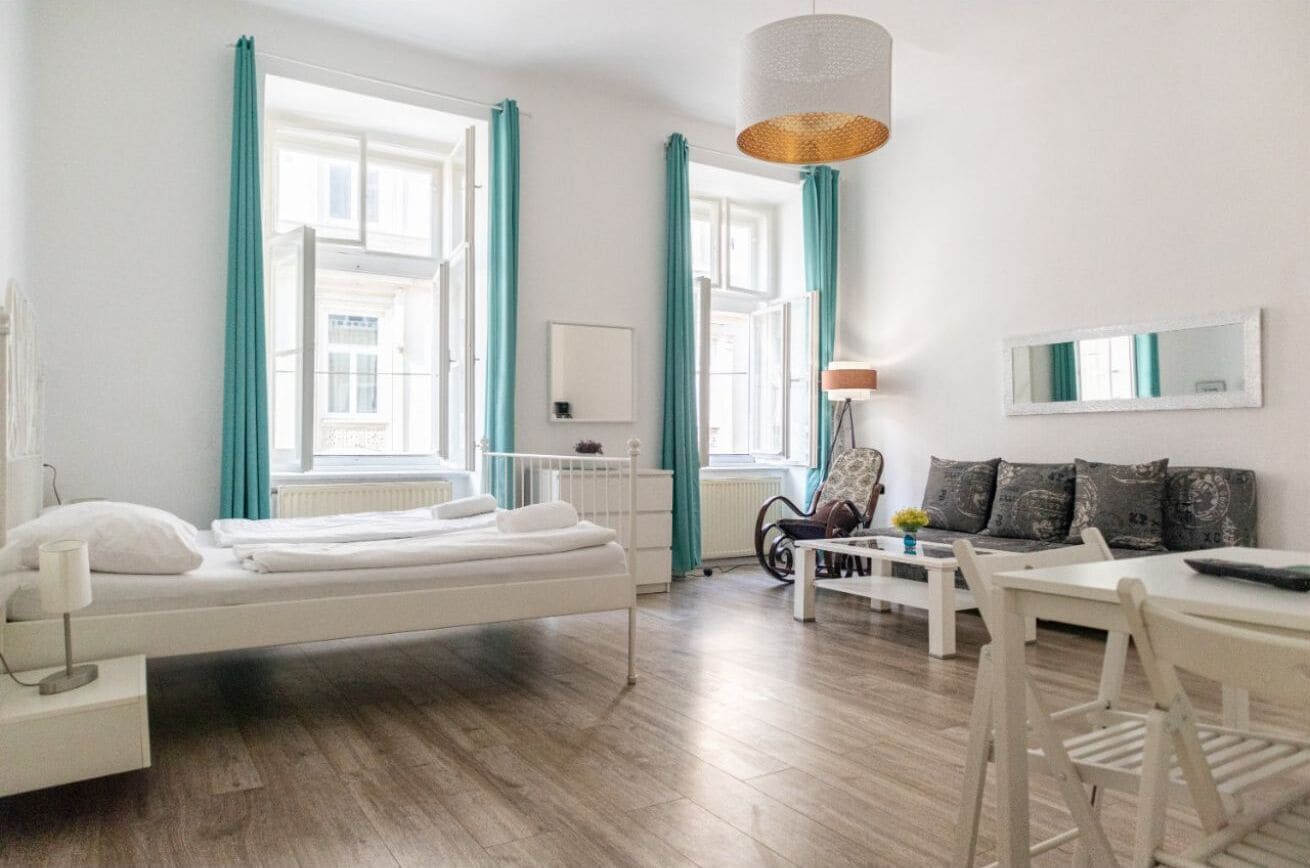 3 chambres, fer et planche à repasser, Wi-Fi, literie fournie
