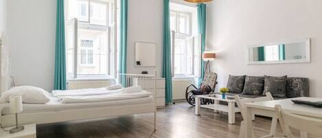 3 chambres, fer et planche Ă repasser, Wi-Fi, literie fournie