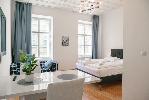 1 bedroom, iron/ironing board, WiFi, bed sheets