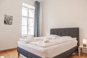 1 bedroom, iron/ironing board, WiFi, bed sheets - Cozy Stay | Shared Flat in City Center (Wien)