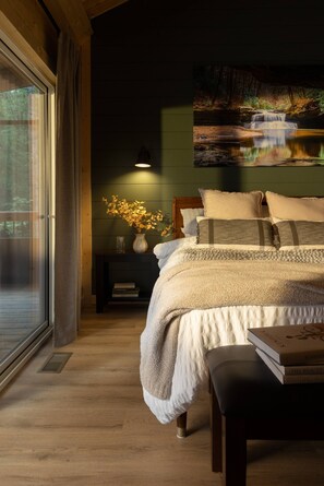 4 chambres, fer et planche à repasser, accès au Wi-Fi (inclus)