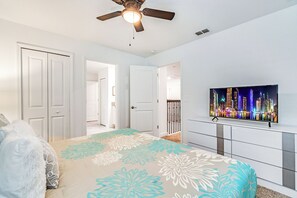 10 bedrooms, iron/ironing board, free WiFi, bed sheets