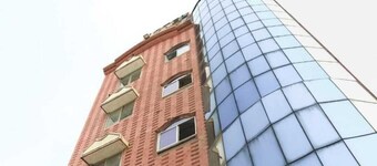 HOTEL SRI KALAGA
