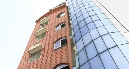 HOTEL SRI KALAGA