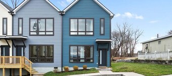 Unit #C 527 N 1st St