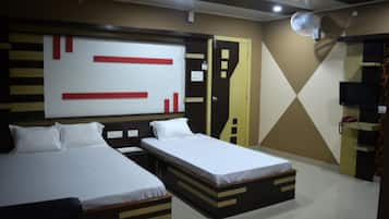 Free WiFi, bed sheets