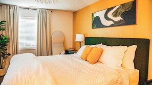 2 bedrooms, iron/ironing board, WiFi, bed sheets