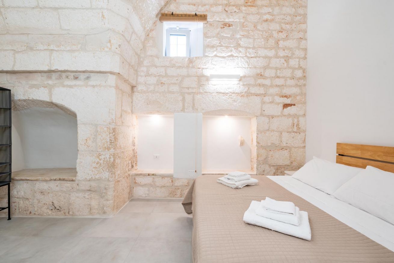 2 Schlafzimmer, Bügeleisen/Bügelbrett