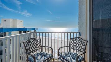 Condo, 1 King Bed with Sofa bed (Estero Beach & Tennis Club-Penthouse ) | Property grounds