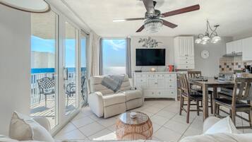 Condo, 1 King Bed with Sofa bed (Estero Beach & Tennis Club-Penthouse ) | Living area