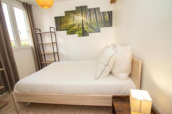 1 chambre, Wi-Fi, draps fournis