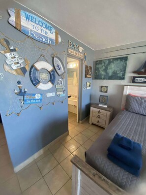 1 bedroom, WiFi, bed sheets