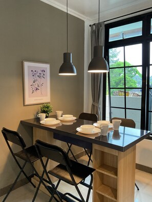 Vil·la, 5 dormitoris | Zona de menjador de l'habitació