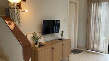 Villa, 2 Bedrooms | Living area